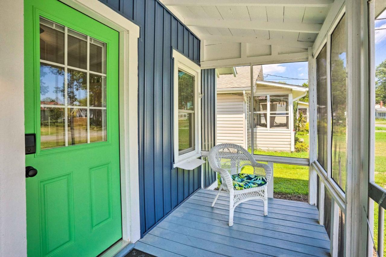 Chic Cottage With Private Yard Steps To Beach! Colonial Beach Esterno foto